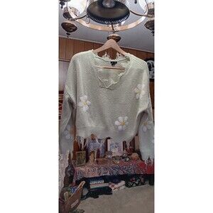 rue21 size L cropped distressed sage green sweater with daisy's long sleeve